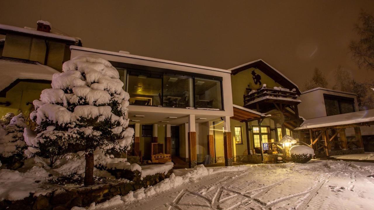 Hotel Restauracja Jas Wedrowniczek Rymanów エクステリア 写真