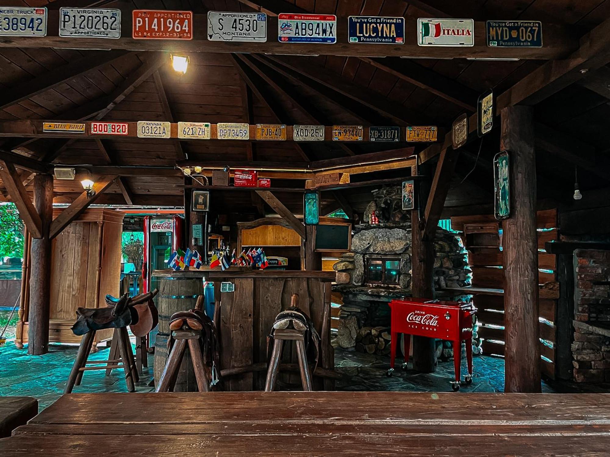 Hotel Restauracja Jas Wedrowniczek Rymanów エクステリア 写真