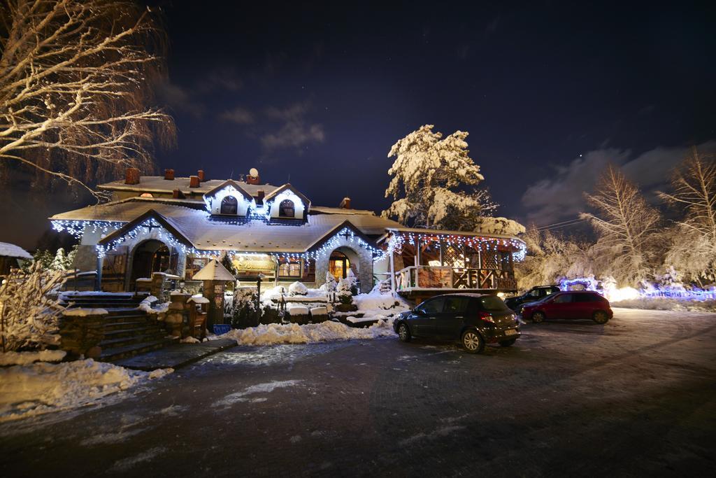 Hotel Restauracja Jas Wedrowniczek Rymanów エクステリア 写真
